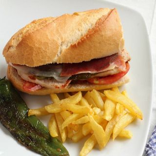 Bocadillo Serranito Del Sur