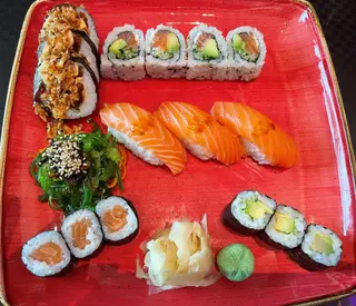 Salmon Kumiawase