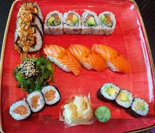 Salmon Kumiawase