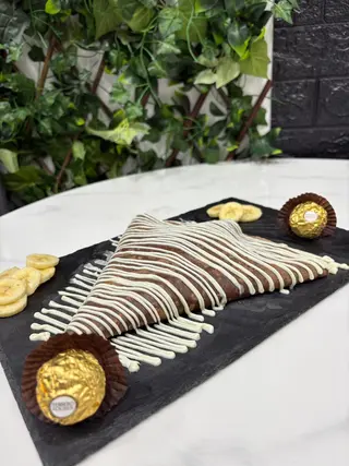 Clătită Nutella + banana + Ferrero