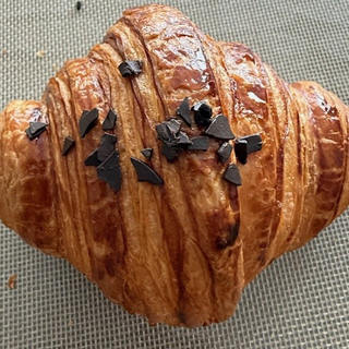 Croissant ciocolata