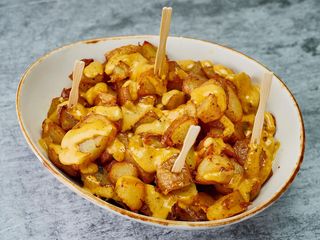 Patatas bravas al estilo elRetiro