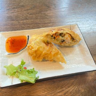 16. Rollito Crujiente (1 Ud.)