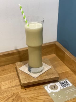 Smoothie De Mango Con Plátano Y Leche De Coco (475 Ml.)