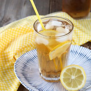 tè freddo al limone della casa