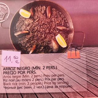 Paella arroz negro( por persona) ( price per person)
