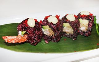 176. Uramaki Xuan Roll
