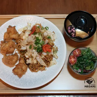 Y4. Yakisoba Karaage