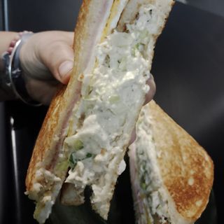 Sandwich pollo asado