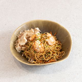 Yakisoba con gambas