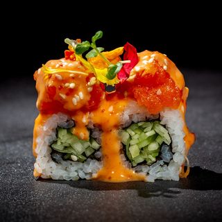 Uramaki spicy salmone 4 pezzi
