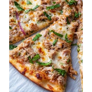 Tuna Pizza