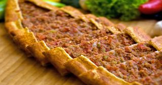 Pide sa mljevenim mesom 350 gr