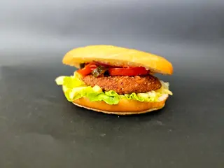 Hamburger cu șnițel