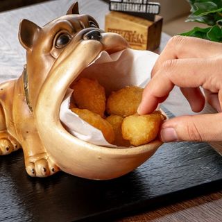 Bombas De Cheddar Y Jalapeño