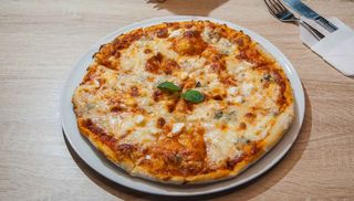 Pizza Quattro Formaggio Ø 32cm