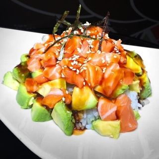 Salmon poke
