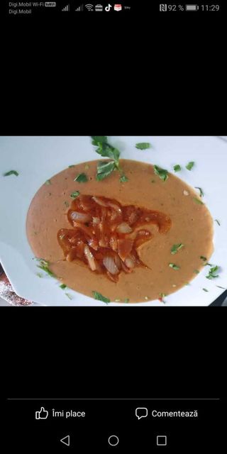 Fasole batuta cu ceapa si slanina