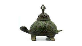 Tybetańska Podstawka pod Kadzidełka z Patynowanego Mosiądzu - Duży Żółw