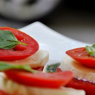 Домати с моцарела (350г)