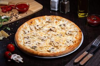 Pizza piept de pui Ø32cm