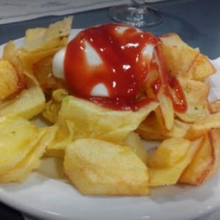 Patatas bravas