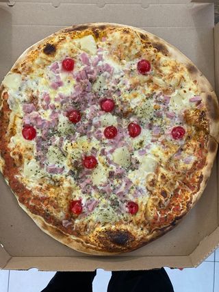 Pizza Tropical (26 Cm.)