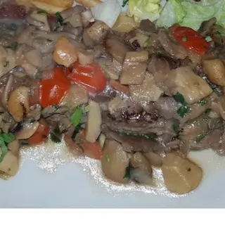 Entrecot A La Plancha Con Salsa Boletus