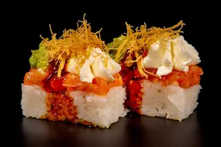103 Salmon oshizushi 4 pezzi