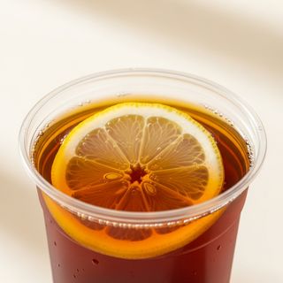 冻柠茶Tè nero con limone