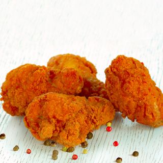 Крила в паніруванні