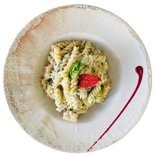 Fusilli alfredo