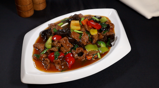 Vită cu ardei verde