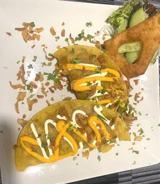 T8 Quesadillas con pollo (2 uds.)