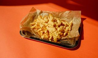 ფრი ყველის სოუსით