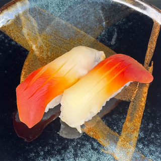 Nigiri De Almeja Roja (2 Uds.)
