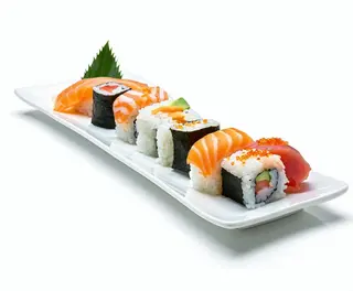 243.Sushi sashimi misto