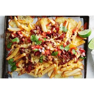 ***Popular >>> Bolognese Loaded Fries