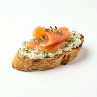 Montadito de Salmón y Queso Roquefort