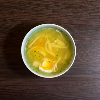 Курячий суп з фрикадельками та домашньою локшиною (400г)