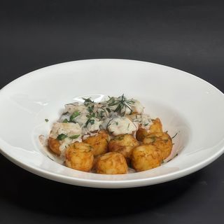 Пузаті дерунчики з вершково-грибним соусом (330г)