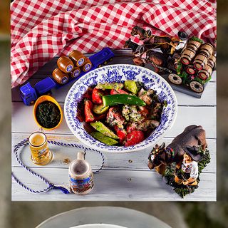 ქართული კიტრი-პომიდვრის სალათი ნიგვზით