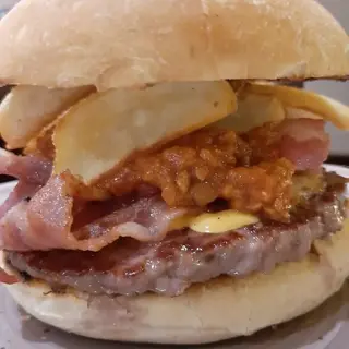 American Chili Burger