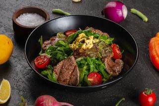 Салат с Бон филе (250 гр.)