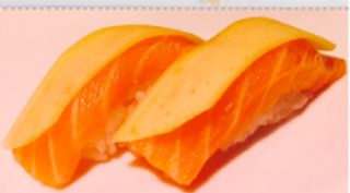 106 Nigiri Sake Mango 2pz Riso Mango Fresco E Salmone Crudo
