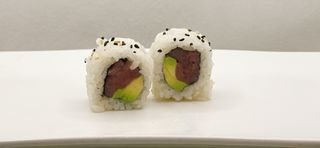 Maguro roll