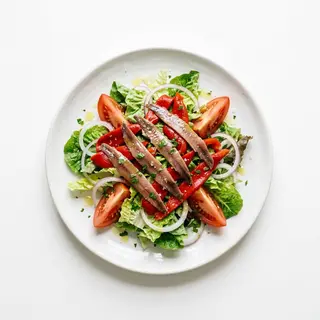 ENSALADA ANCHOAS Y PIQUILLO