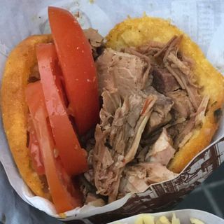 Arepa De Pernil