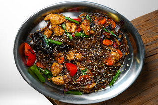 КУРКА З ІМБИРЕМ В СОУСІ ТЕРІЯКІ