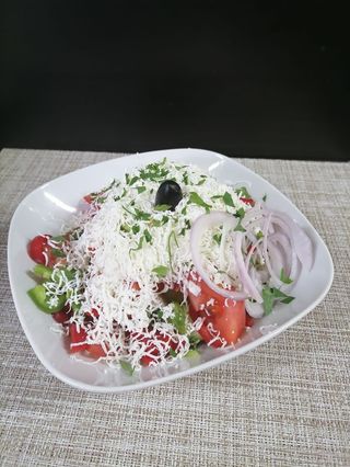 Шопска салата (400гр)